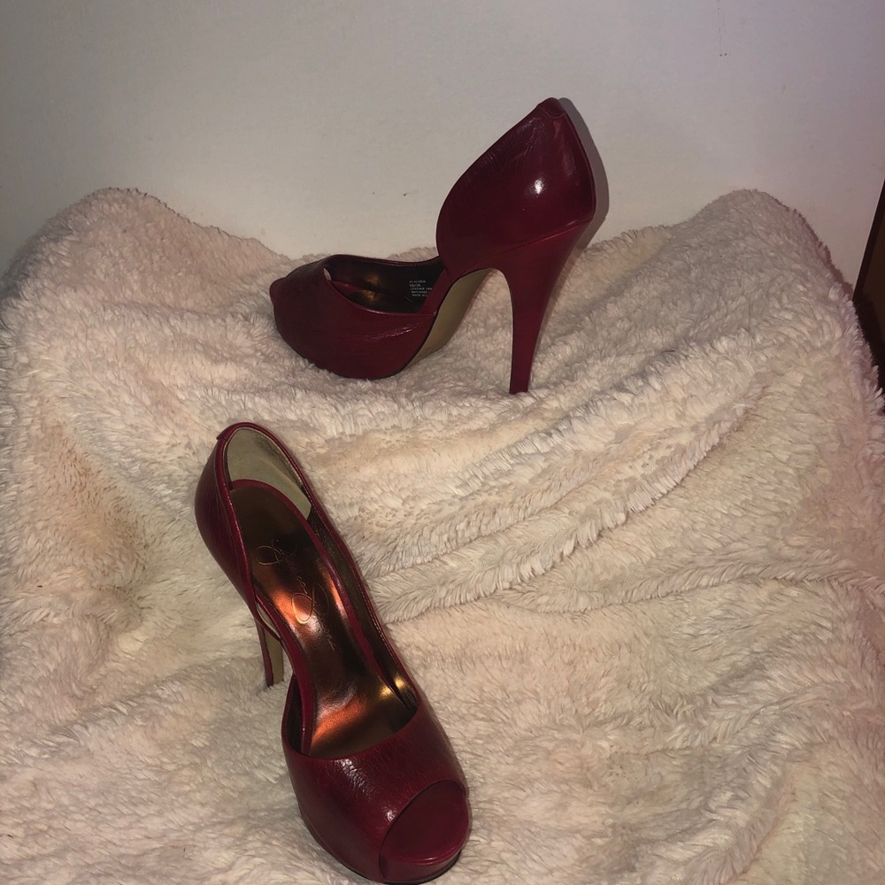 Jessica Simpson Pumps - Picture 2 of 3